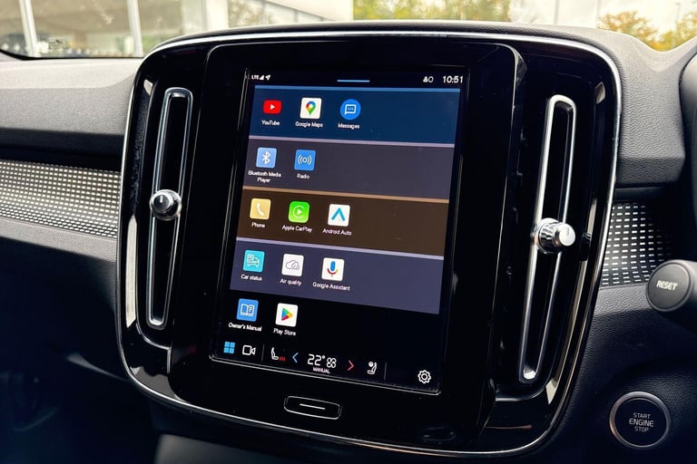 2022 Volvo XC40 2.0 B4 MHEV Plus SUV 5dr Petrol Hybrid DCT Auto AWD Euro 6 (s/s) (197 ps) ESTATE ...