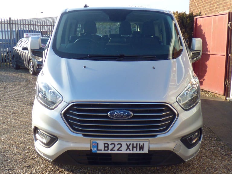 FORD TOURNEO CUSTOM 2.0 Tourneo Custom Titanium Bus M1 320 L2 2.0L EcoBlue