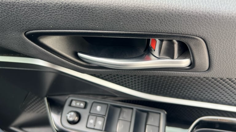 2022 Toyota C-HR 1.8 Hybrid GR Sport 5dr CVT Hybrid Hatchback Hatchback Hybrid Automatic