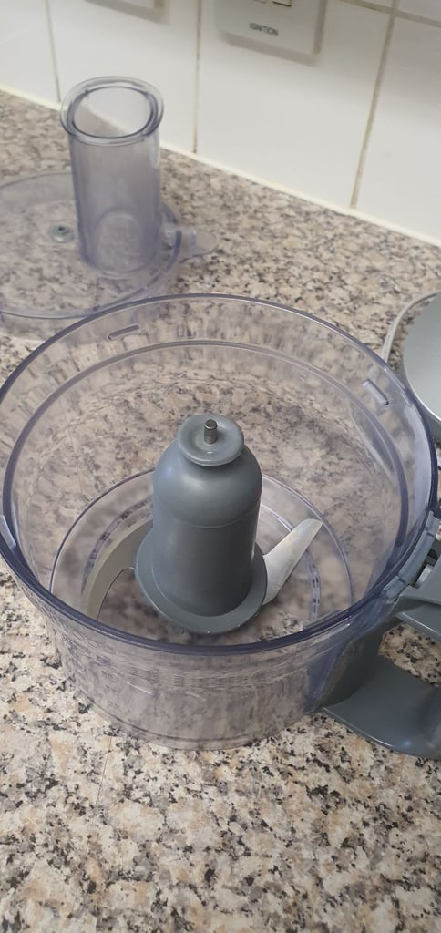 Kenwood FP980 Food Processor - Excellent Condition