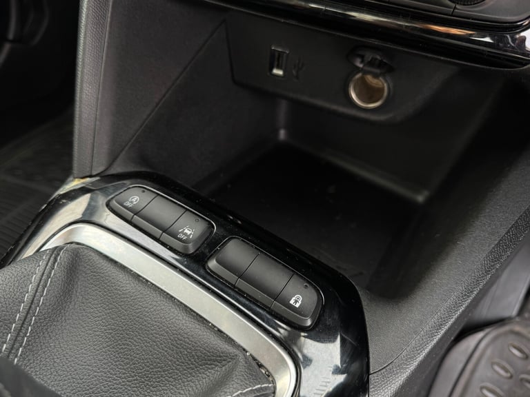 2020 Vauxhall Corsa 1.2 SE 5dr HATCHBACK Petrol Manual