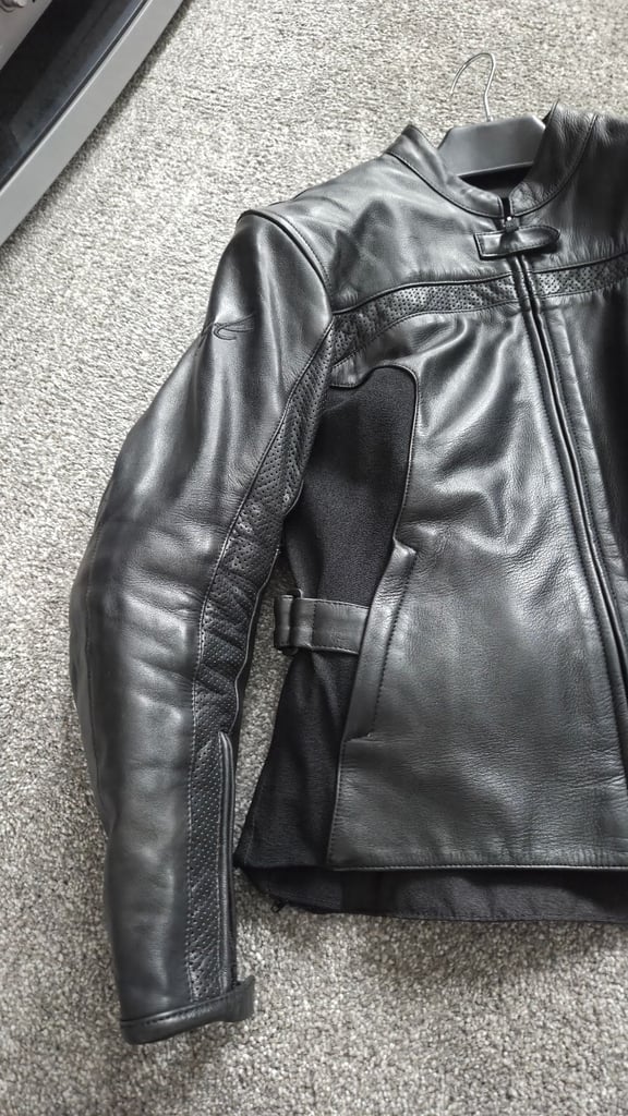 Ladies Leather Motorcycle Jacket and Trousers 