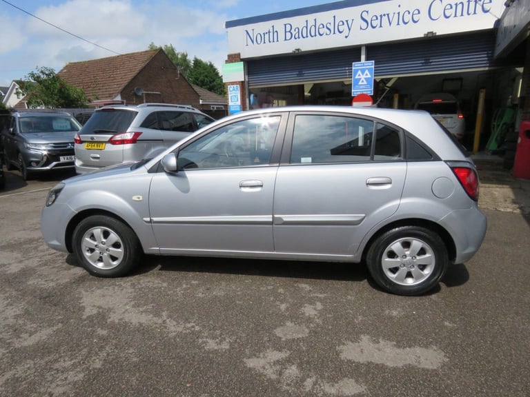 2011 Kia Rio 1.4 2 IPD 5dr HATCHBACK Petrol Manual