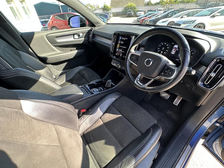 2020 Volvo XC40 2.0 B5 MHEV R-Design Pro SUV 5dr Petrol Hybrid Auto AWD Euro 6 (s/s) (250 p SUV H...