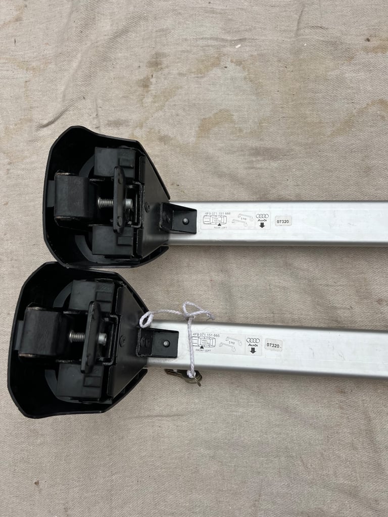 Genuine Audi A6 roof bars.  Ref: 4F9 071 151 666