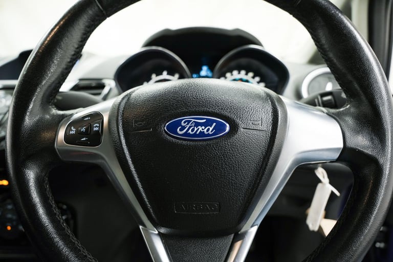2016 Ford Fiesta 1.25 Zetec Euro 6 5dr HATCHBACK Petrol Manual