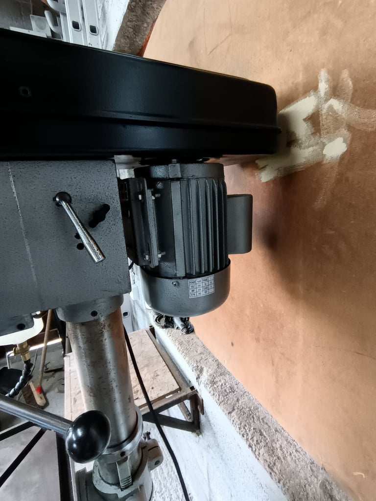 DRAPER 12 SPEED FLOOR STAND DRILL