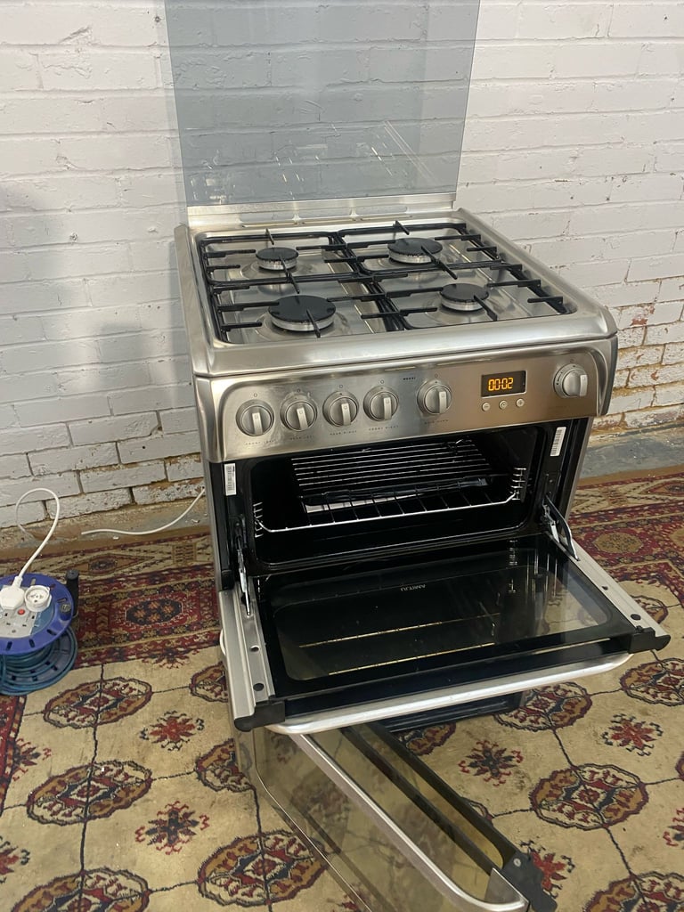 HotPoint Stainless Steel 60 CM Gas Cooker With Oven/Grill