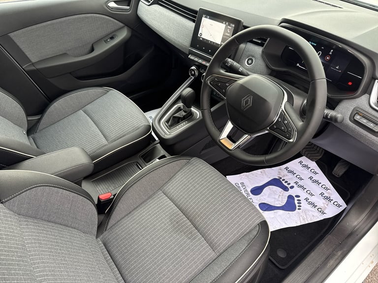 2025 Renault Clio 1.6 E-Tech Techno Automatic Hatchback Hybrid Automatic