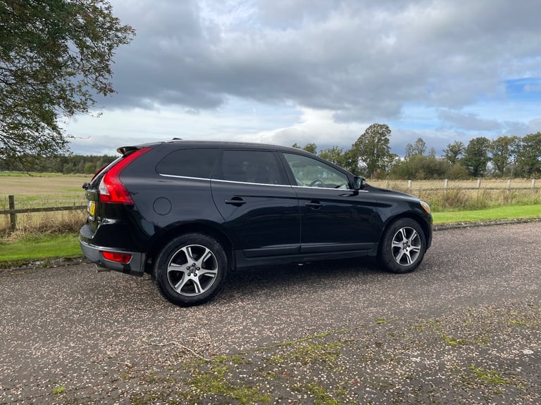 Volvo, XC60, Estate, 2010, Semi-Auto, 2400 (cc), 5 doors