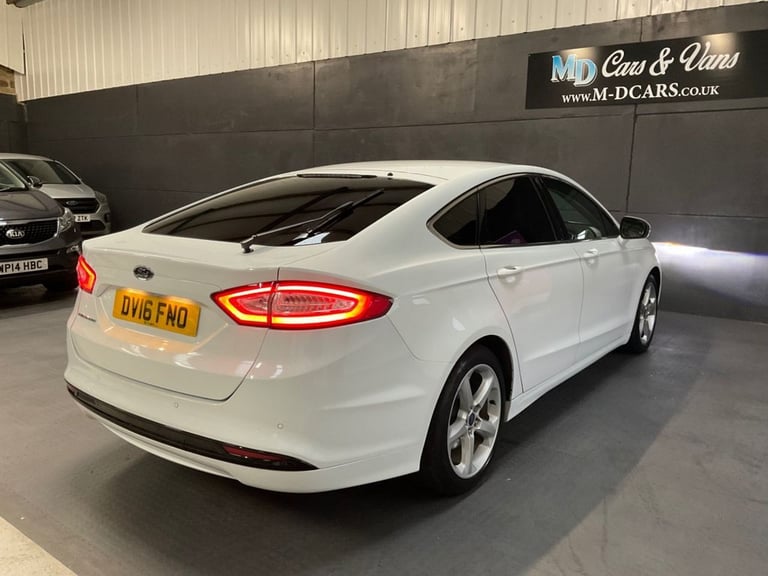 2016 Ford Mondeo 2.0 TDCi Titanium 5dr HATCHBACK DIESEL Manual