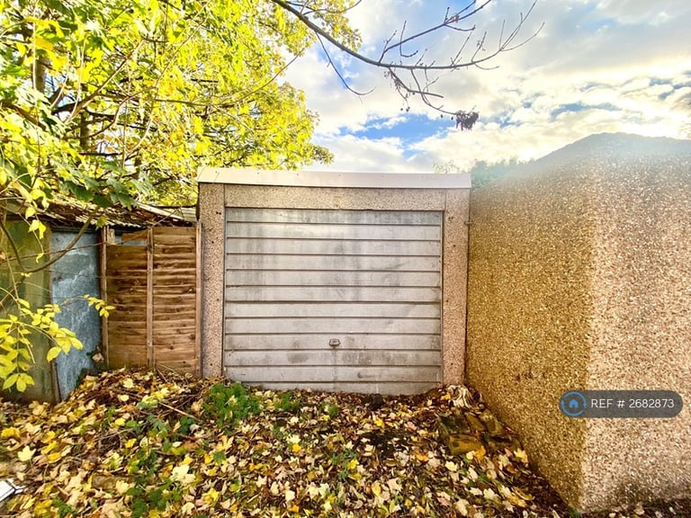 3 bedroom house in Warden Avenue, Harrow, HA2 (3 bed) (#2682873)