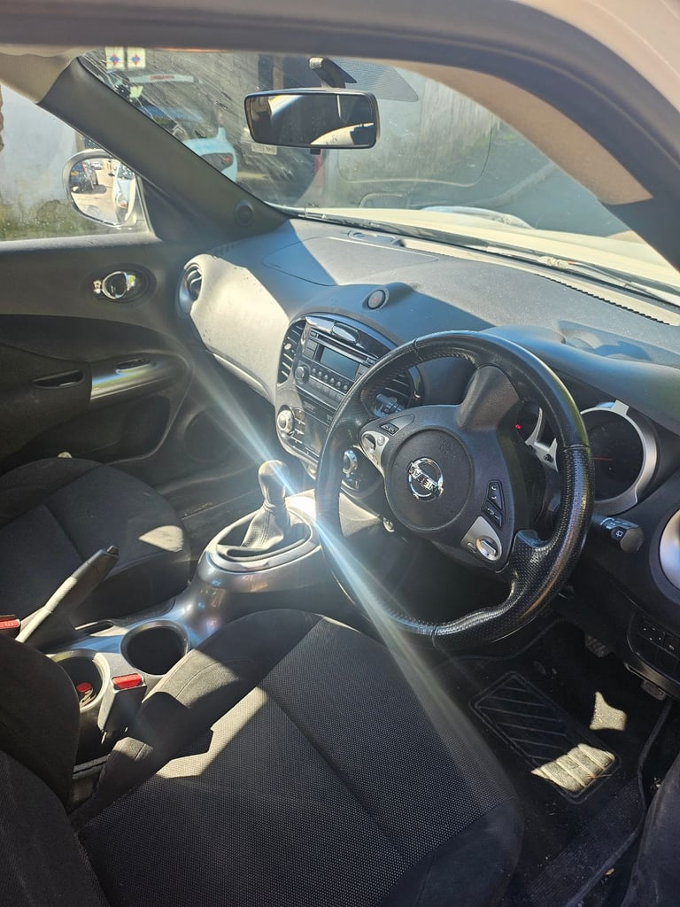 Nissan, JUKE, Hatchback, 2011, Manual, 1461 (cc), 5 doors