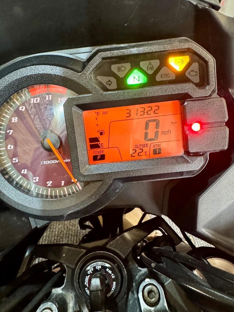 Kawasaki KLZ 1000 Versys / 2012 model / covered 31k miles 
