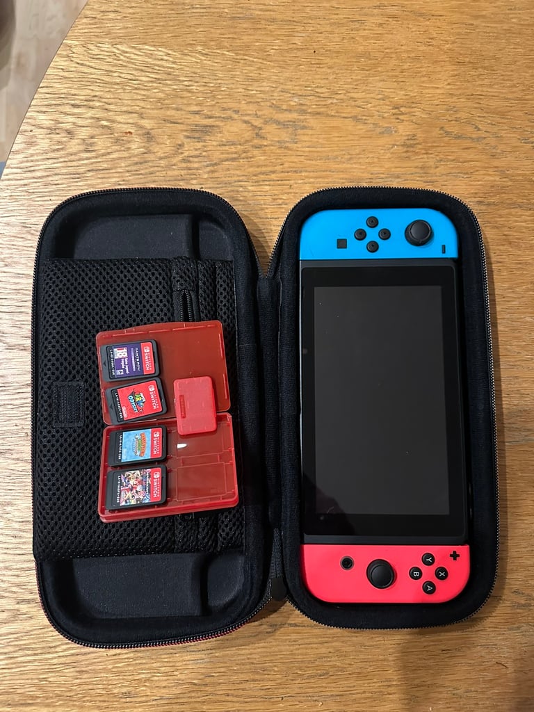 Nintendo Switch with 4x games 