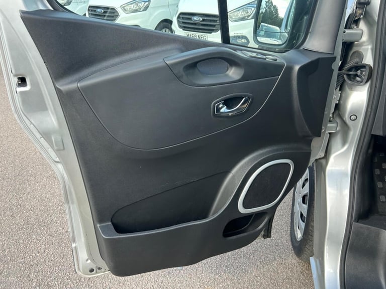 VAUXHALL VIVARO 1.6 CDTi 2900 Crew Cab +Â