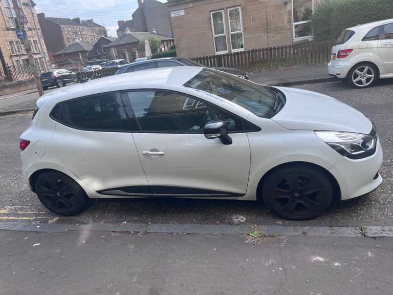 Renault, CLIO, Hatchback, 2014, Manual, 1149 (cc), 5 doors