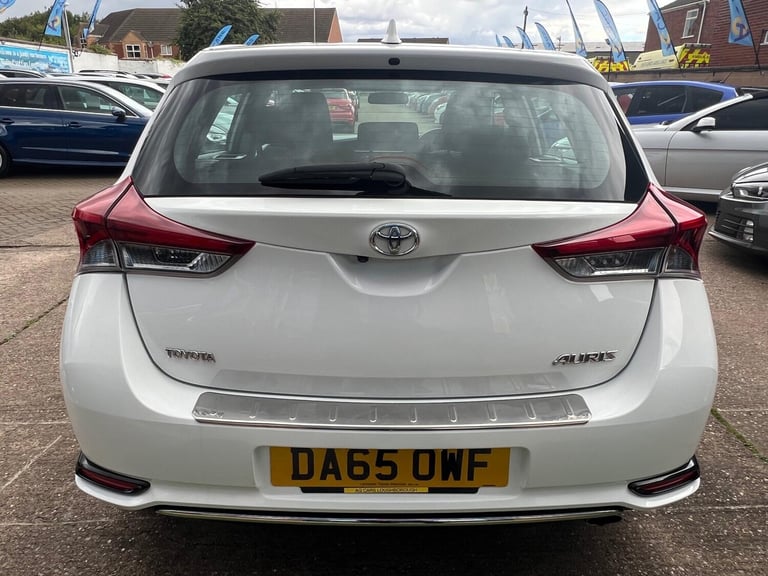 2015 Toyota Auris 1.6 D-4D Business Edition Euro 6 (s/s) 5dr HATCHBACK Diesel Manual