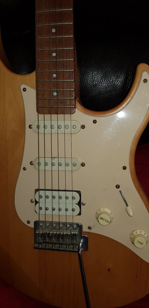 Yamaha Pacifica Guitar