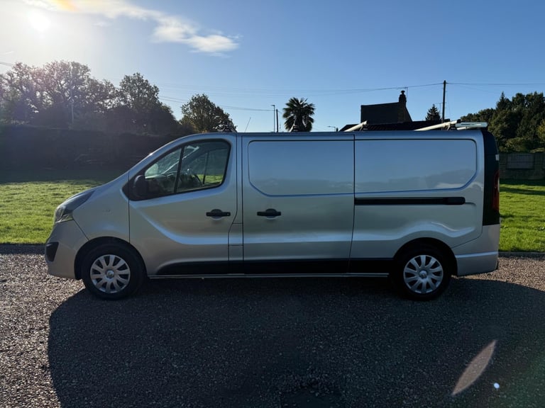 2018 Vauxhall Vivaro 2900 1.6CDTI 120PS Sportive H1 Van PANEL VAN DIESEL Manual