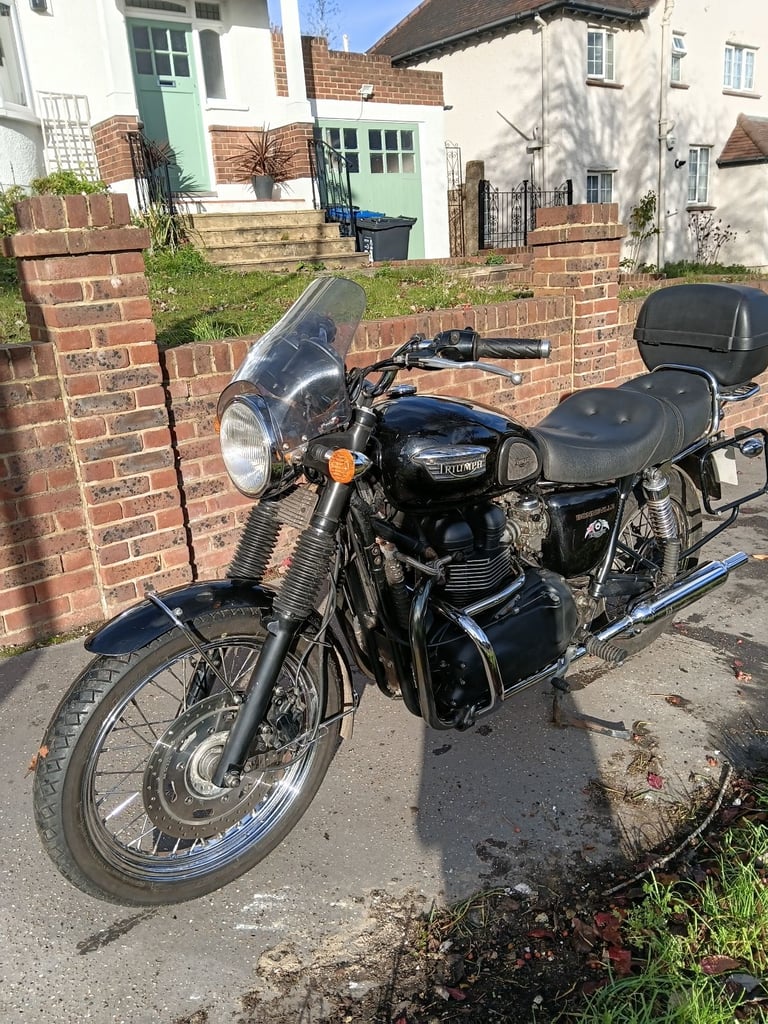 Triumph, BONNEVILLE, 2004, 790 (cc)