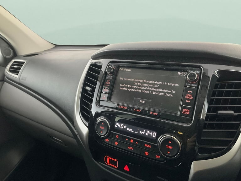 2017 Fiat Fullback 2.4 180hp LX Double Cab Pick Up Auto PICK UP DIESEL Automatic