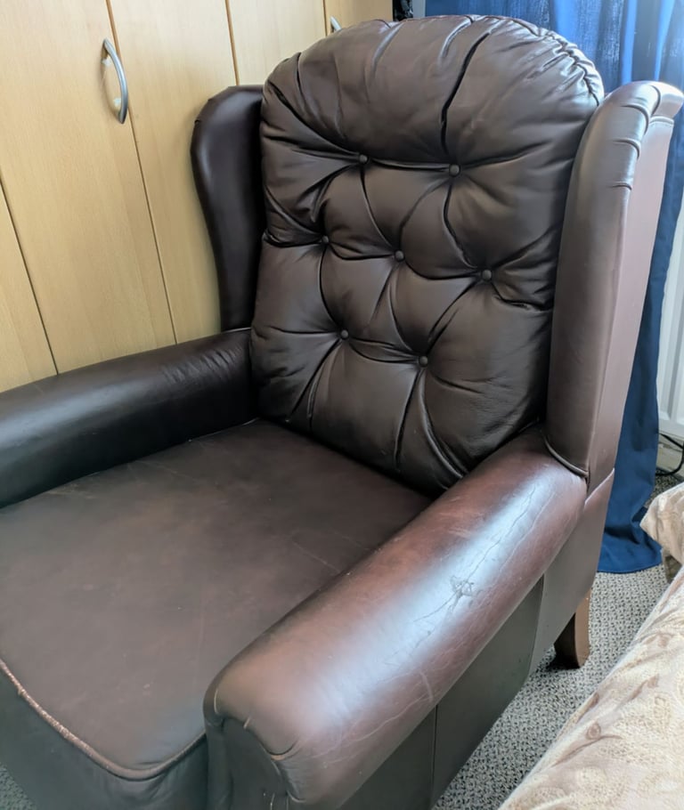 Lyton Leather Fireside Chair Winged back Armchair Queen Anne legs