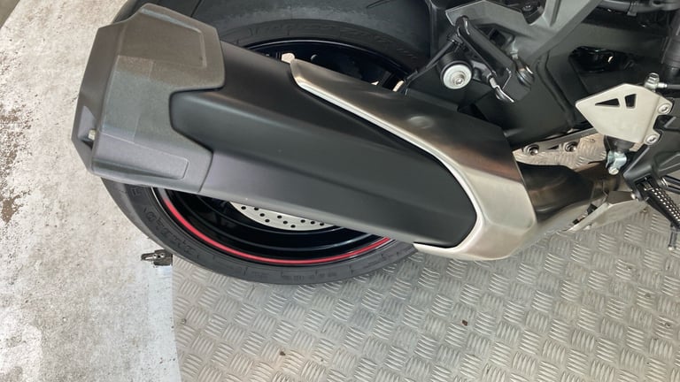 2022 Kawasaki Z R1000KNFAN (22MY) SPORTS Petrol Manual