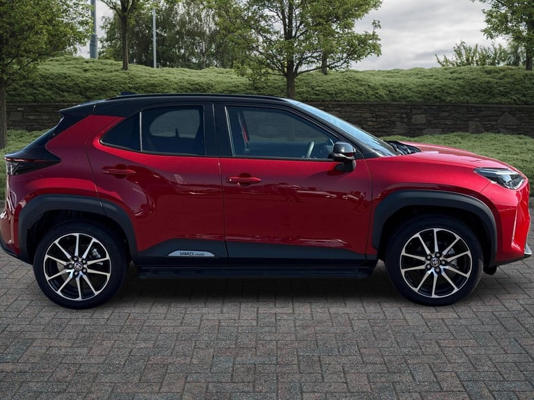 2025 Toyota Yaris 1.5 Hybrid 130 GR Sport 5dr CVT Estate Hybrid Automatic