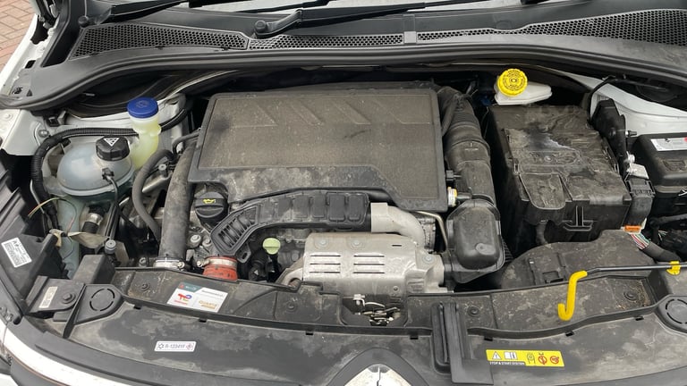 2024 Citroen C3 1.2 PureTech PLUS Hatchback 5dr Petrol EAT6 Euro 6 (s/s) (110 ps) Hatchback Petro...