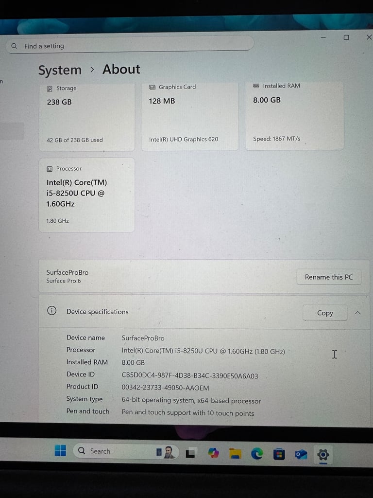 Microsoft Surface Pro 6 – i5 / 8GB / 256GB SSD 