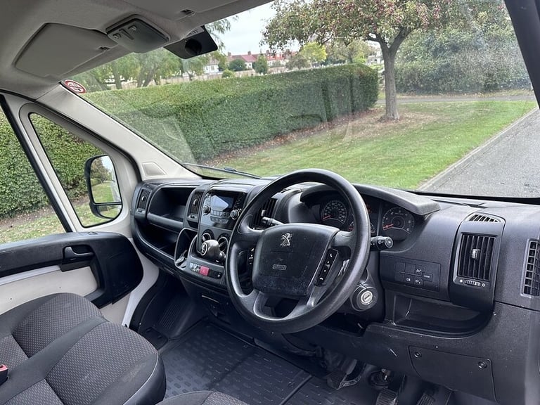 2018 Peugeot Boxer BlueHDi 335 Panel Van Diesel Manual