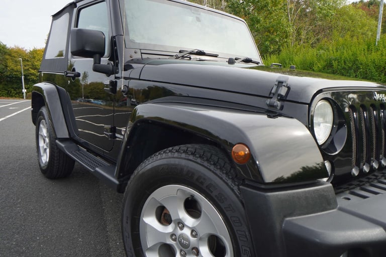 2015 Jeep Wrangler 2.8 CRD Overland 2dr Auto CONVERTIBLE DIESEL Automatic