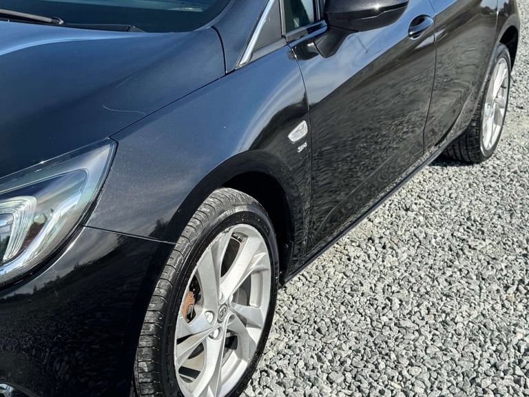 2017 Vauxhall Astra 1.4T 16V 150 SRi 5dr HATCHBACK PETROL Manual