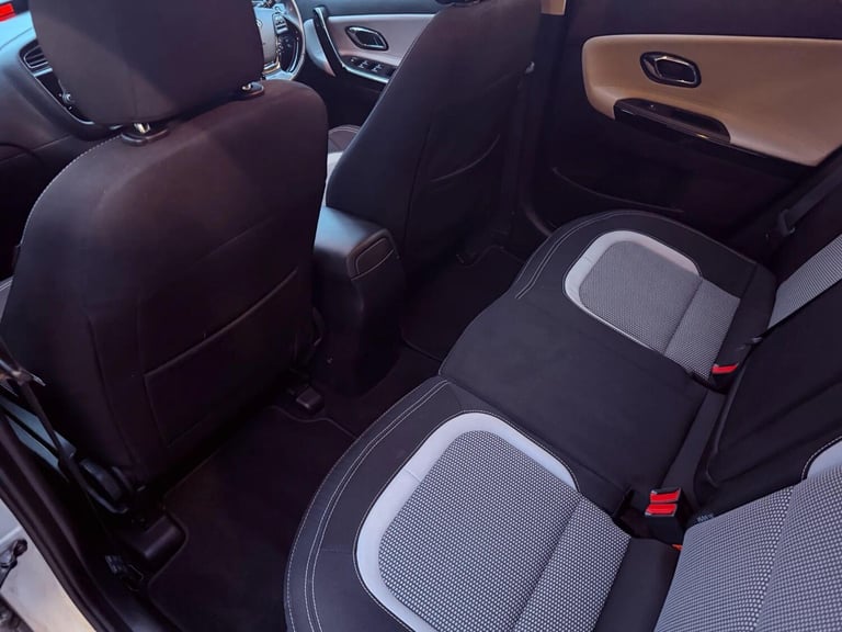 2015 Kia Ceed 1.6 GDi 3 DCT Euro 5 5dr HATCHBACK Petrol Automatic