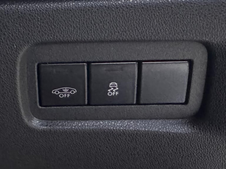 2017 DS Automobiles DS 3 1.2 PureTech 82 Chic 3dr HATCHBACK Petrol Manual