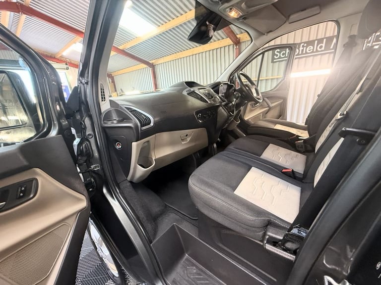 2017 Ford Transit Custom 2.0 TDCi 310 Limited Crew Cab Van 5dr Diesel Manual L1 H1 (163 g/km, 128...