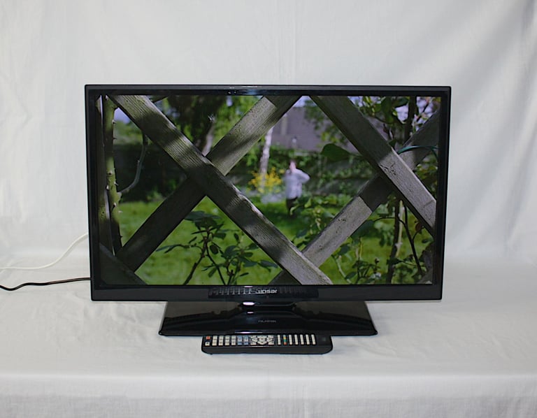 Linsar 28 inch LED TV with Built-in Freeview HD