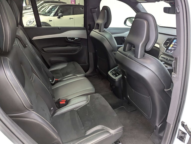 2022 Volvo XC90 2.0 XC90 R-Design B5 MHEV AWD Auto 4WD 5dr SUV Hybrid Automatic