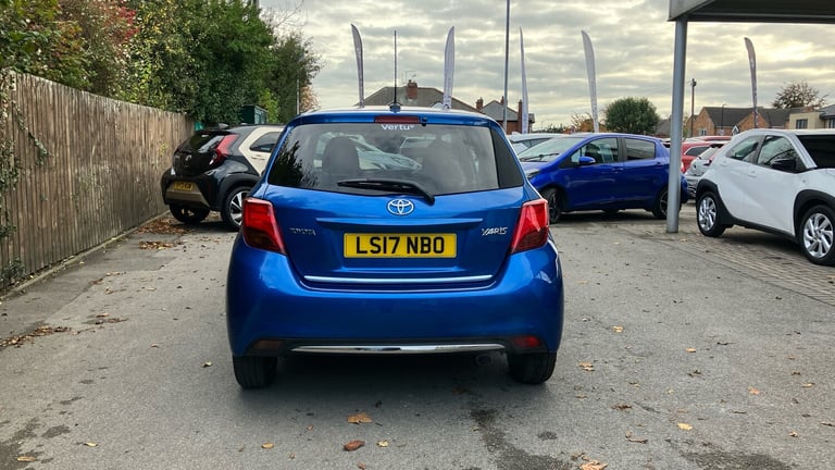 2017 Toyota Yaris 1.33 VVT-i Icon 5dr CVT Petrol Hatchback Hatchback Petrol Automatic