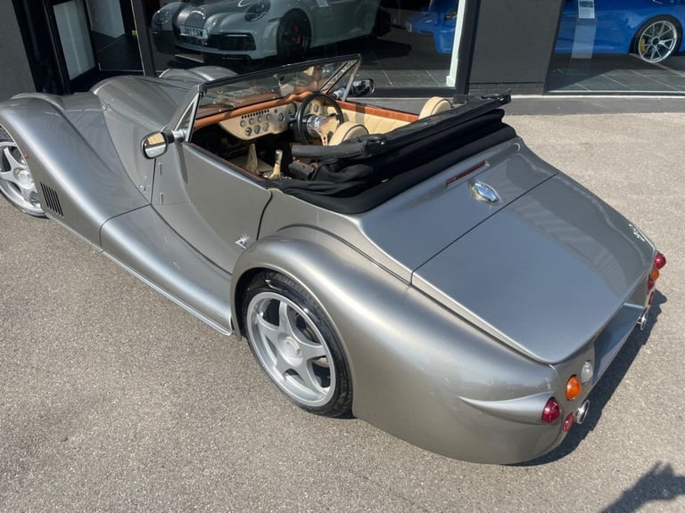 2003 52 MORGAN AERO 4.4 AERO 8 2-SEAT 2D 282 BHP