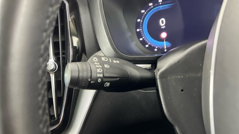 2023 Volvo XC60 2.0 T6 [350] RC PHEV Core Bright 5dr AWD Gtron ESTATE PETROL/ELECTRIC Automatic