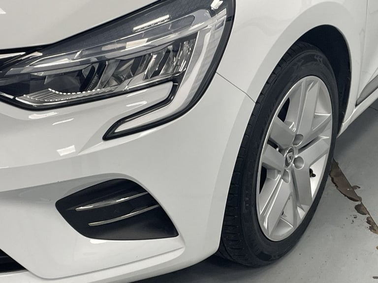 2020 Renault Clio 1.0 TCe Play Hatchback 5dr Petrol Manual Euro 6 (s/s) (100 ps) - AA INSPECT Hat...