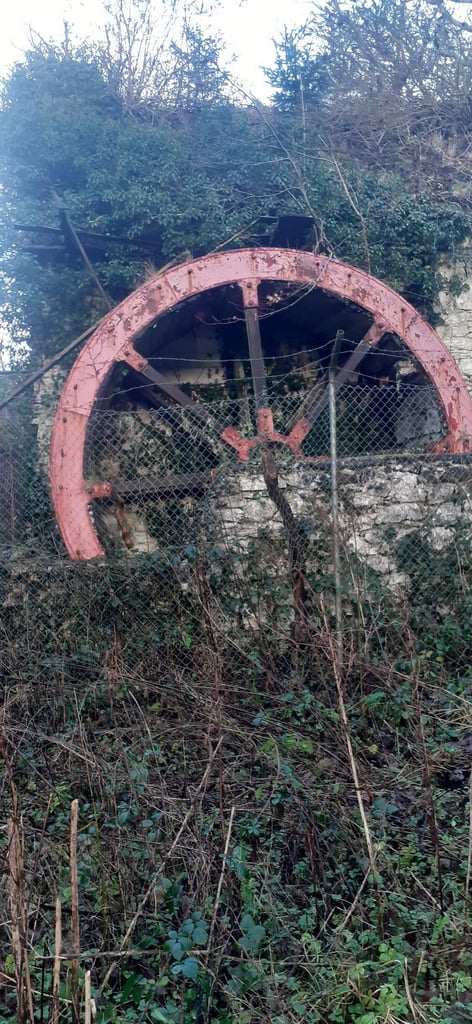 Bangor Blue Slates granite step scill roof ridge floor tiles chimney pot's brick reclaimed 