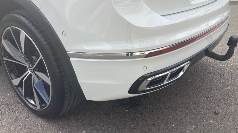 2023 Volkswagen Tiguan 2.0 TDI R-Line 5dr DSG Diesel Estate Estate Diesel Automatic