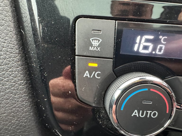 2017 Nissan Qashqai 1.2 DIG-T N-Connecta SUV 5dr Petrol XTRON 2WD Euro 6 (s/s)