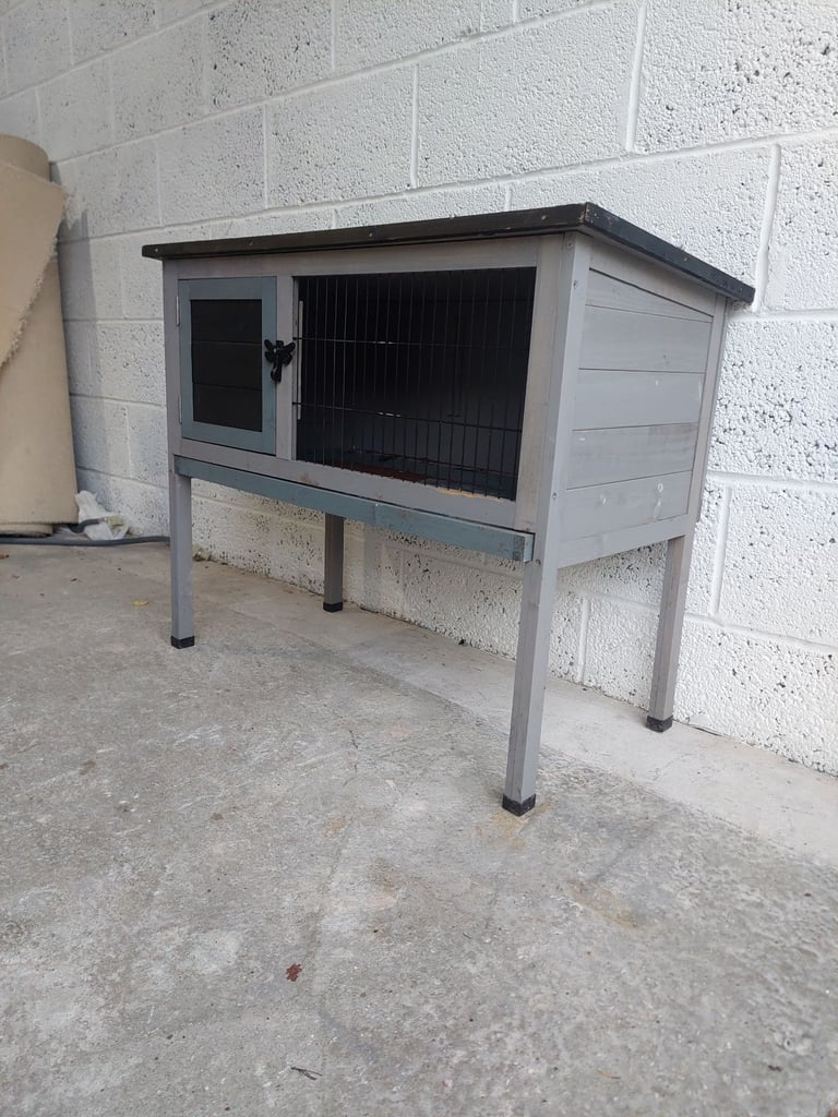 image for Rabbit / Guinea Pig Hutch
