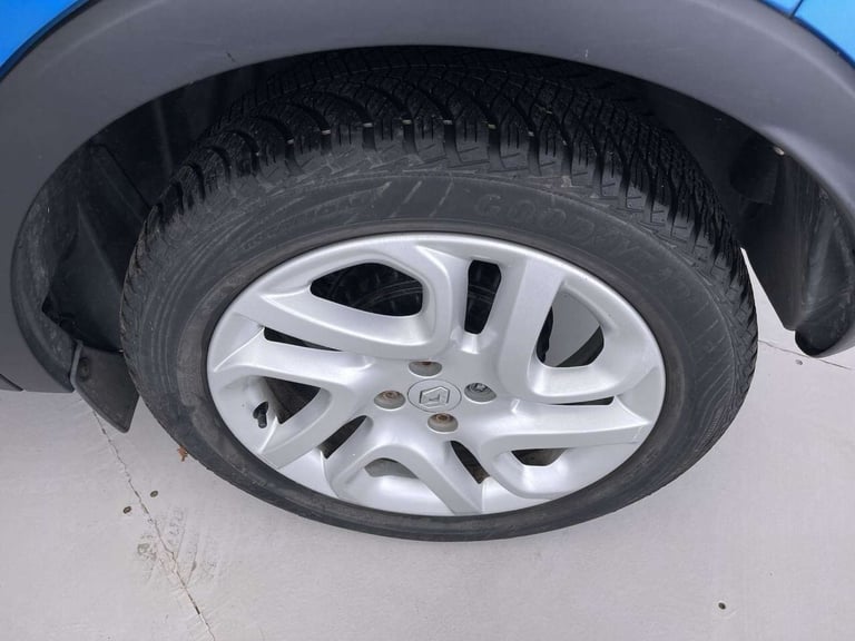 2015 Renault Captur 0.9 TCe ENERGY Dynamique Nav SUV 5dr Petrol Manual Euro 6 (s/s) (90 ps) CRU S...