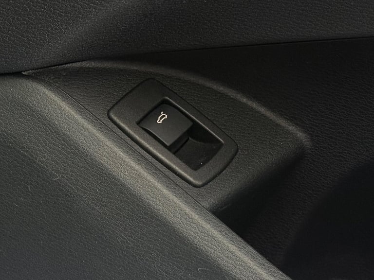 2018 BMW X1 2.0 20i Sport Auto xDrive Euro 6 (s/s) 5dr ESTATE Petrol Automatic