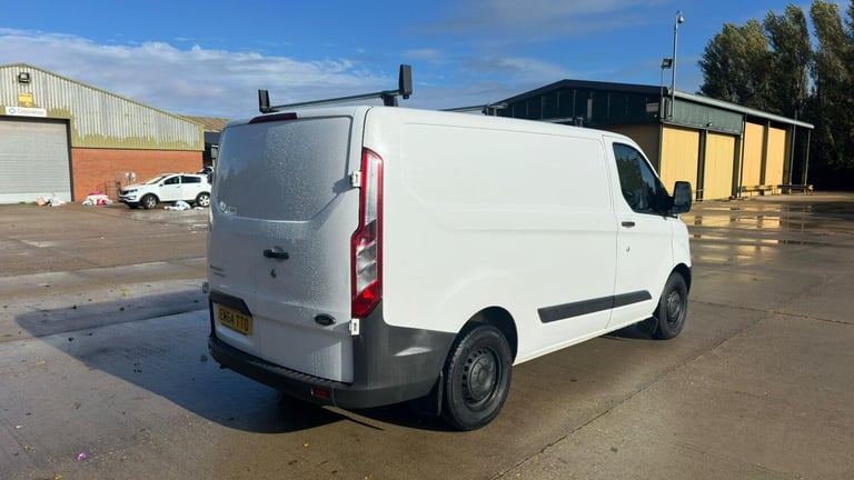 2015 Ford Transit Custom 2.2 TDCi 100ps Low Roof Van PANEL VAN DIESEL Manual